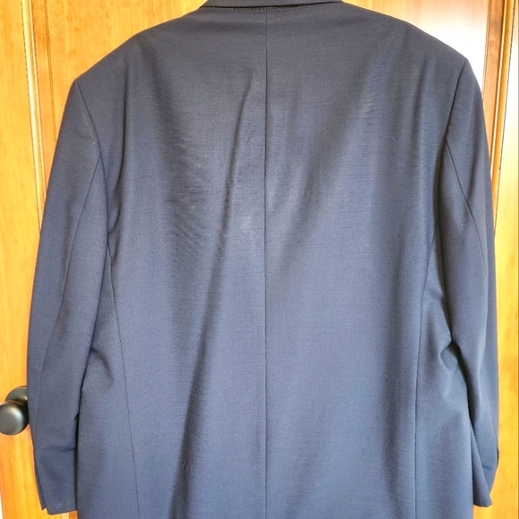 Oscar DeLaRenta Navy Suit Jacket. Suze 48R. Beautiful coat. - Picture 4 of 4